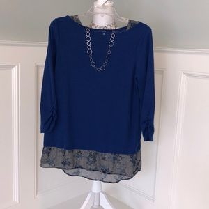 😍 4 for $20 Sz M Apt 9 Blue / Floral Top